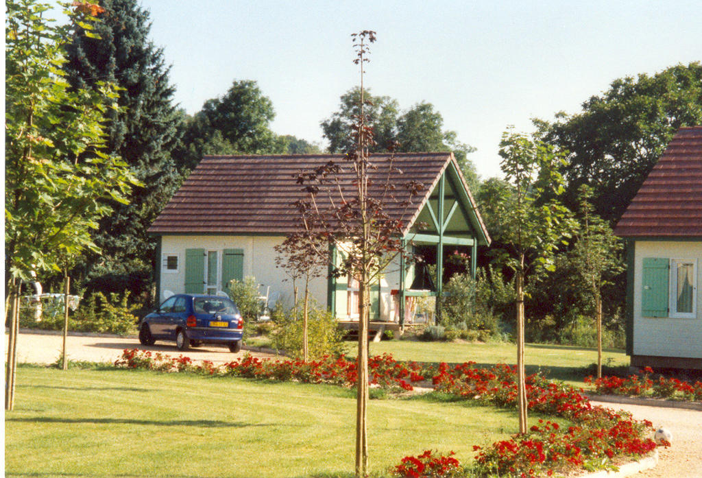 Village-Chalets Le Ru Du Pre Deux Rivieres Kültér fotó